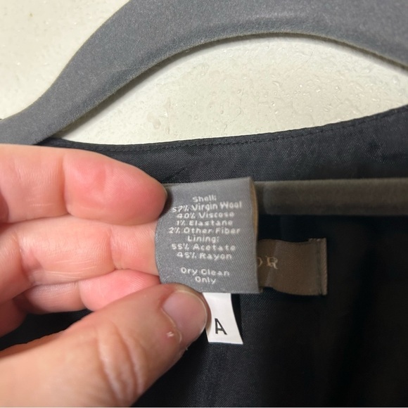 Ann Taylor Black Vest Size 8 - Picture 5 of 7